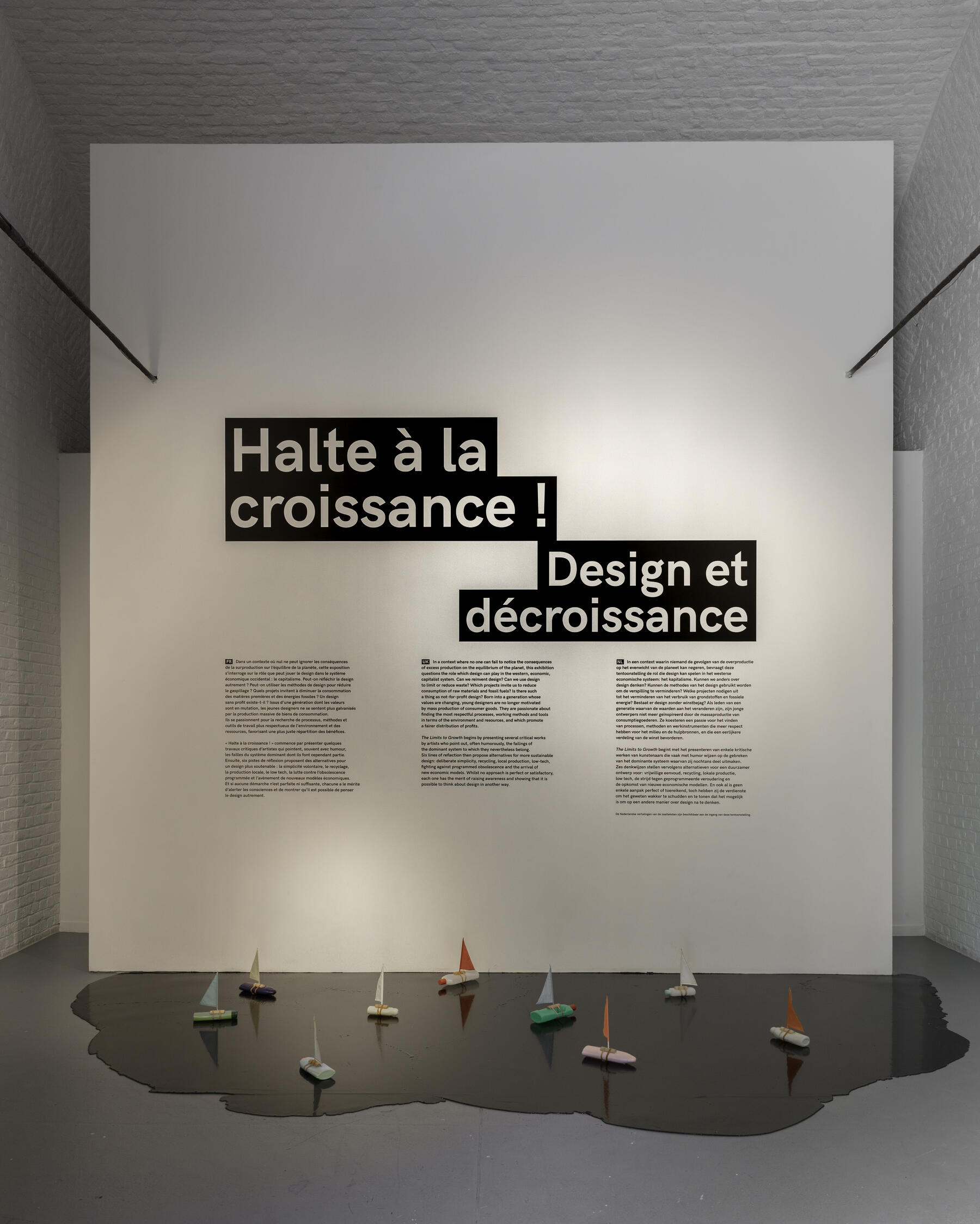 <span class='credits'>&copy; Serge Anton</span>