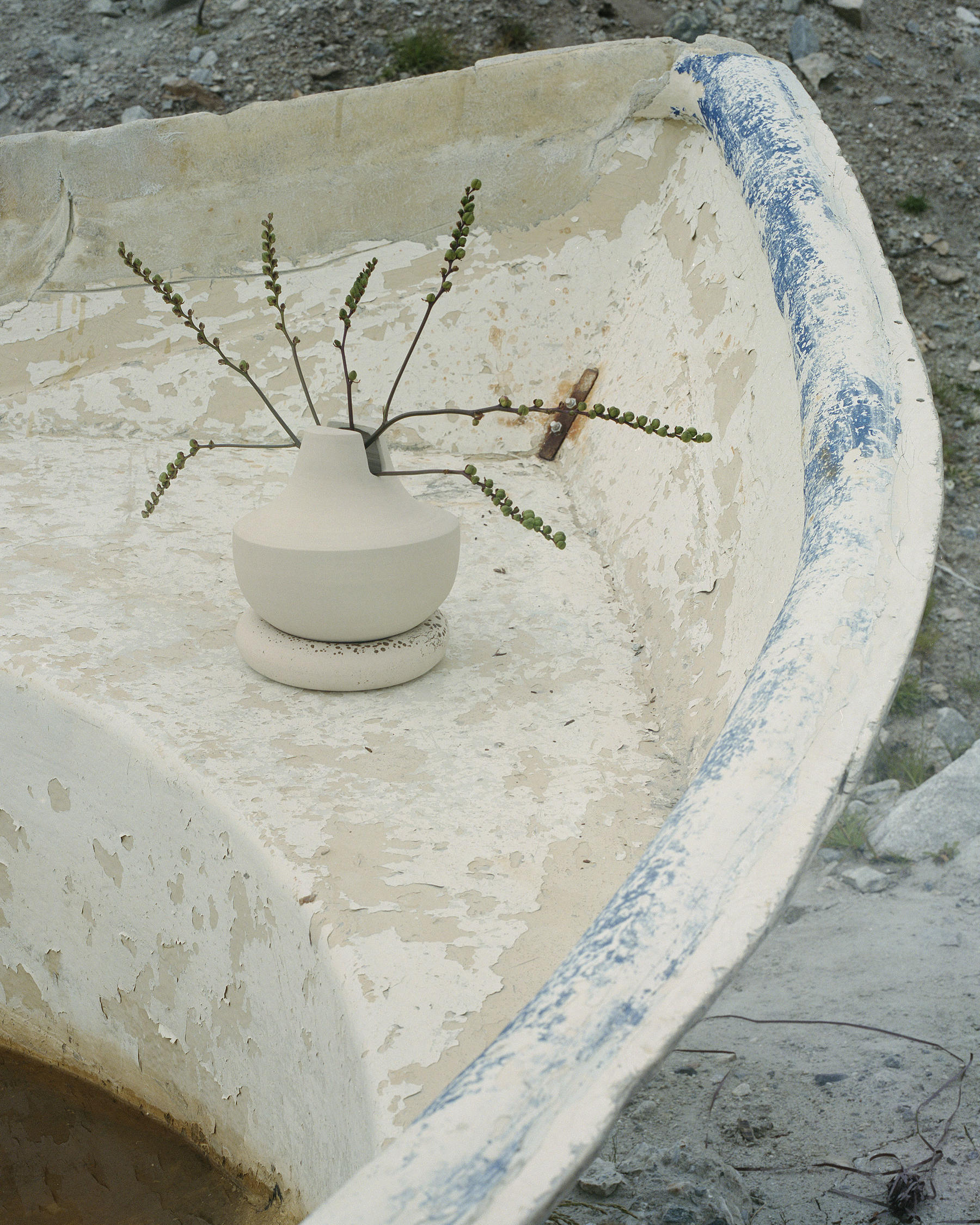 <span class='credits'>© Emile Barret</span>