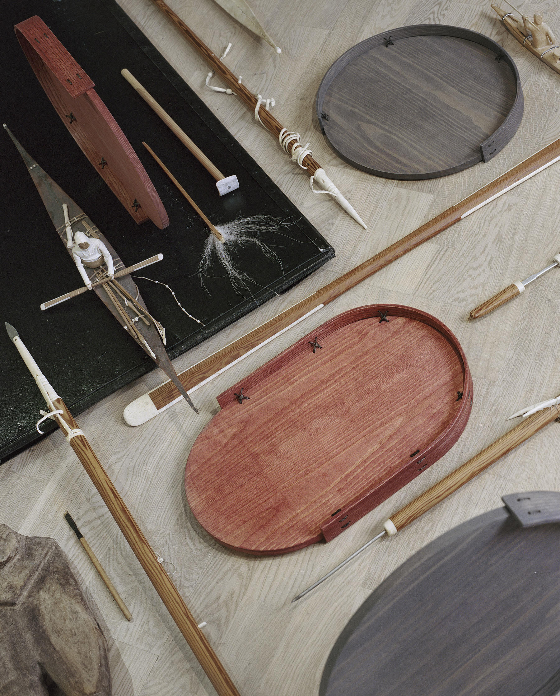 <span class='credits'>© Emile Barret</span>